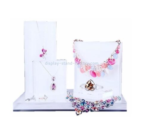 Perspex display manufacturer custom acrylic shopping store jewelry display blocks NJD-255